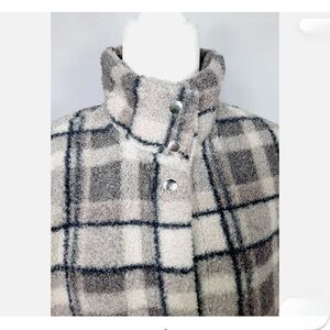 PARASUCO White and Gray Cape Jacket with Stand-Up Collar